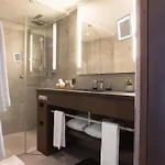 Ambassador Hotel 5*