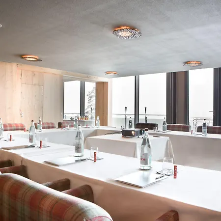 Ambassador Hotel 5*