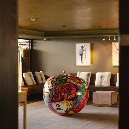 Hotel Ambassador