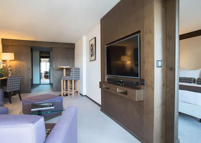 克莱恩大使酒店